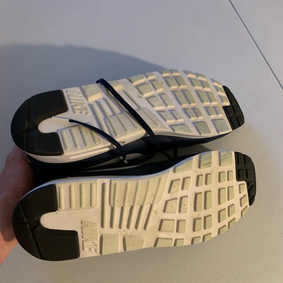 Nike Tavas gym shoe size 14 - Picture 5 of 5